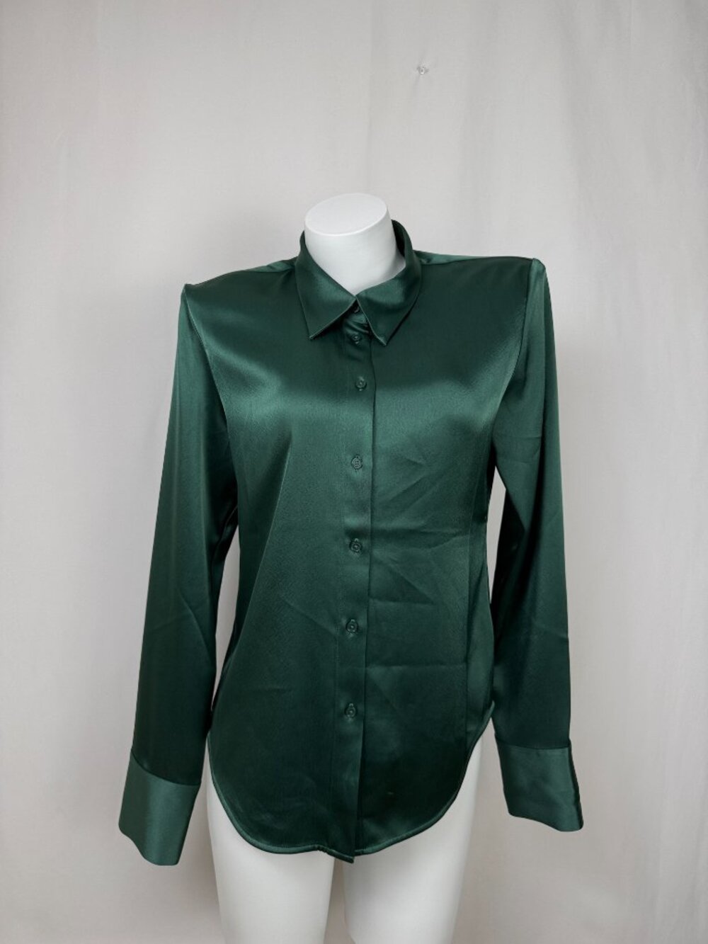 Babaton Aritzia Womens Button Up Blouse Medium Green Long Sleeve Satin Top